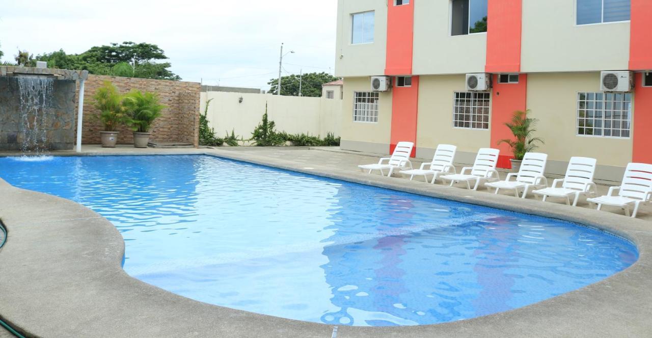 Hotel Pikeiro Blue Manta Extérieur photo